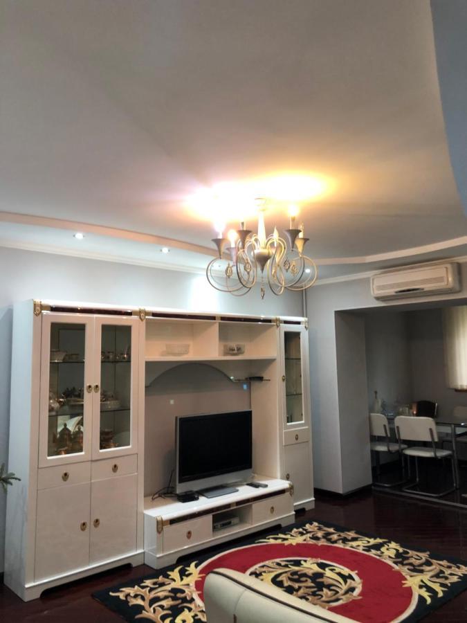 Beautiful Apartments In The Heart Of The City タシュケント エクステリア 写真
